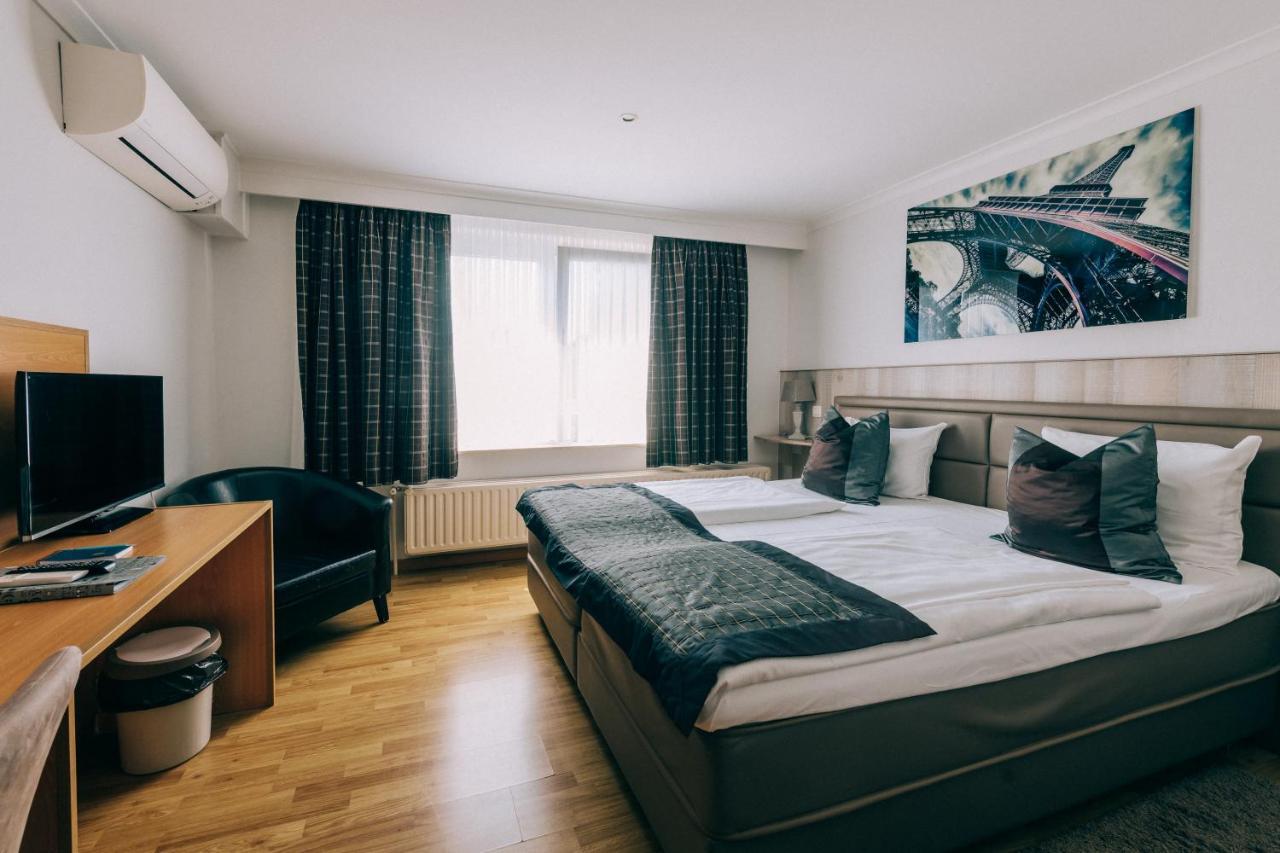 Hotel De Kalvaar Ninove Luaran gambar