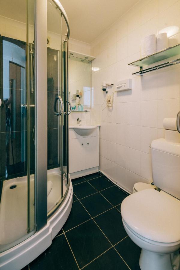 Hotel De Kalvaar Ninove Luaran gambar